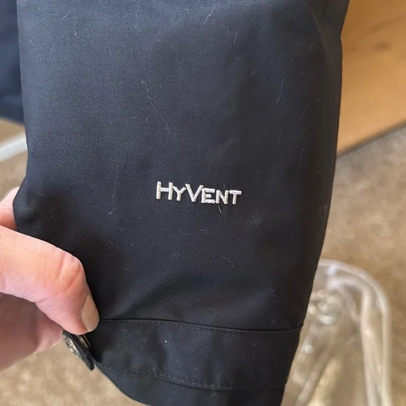 EUC The North Face Black Ski Jacket with Hood and Water-Resistant Shell XL - Picture 9 of 15